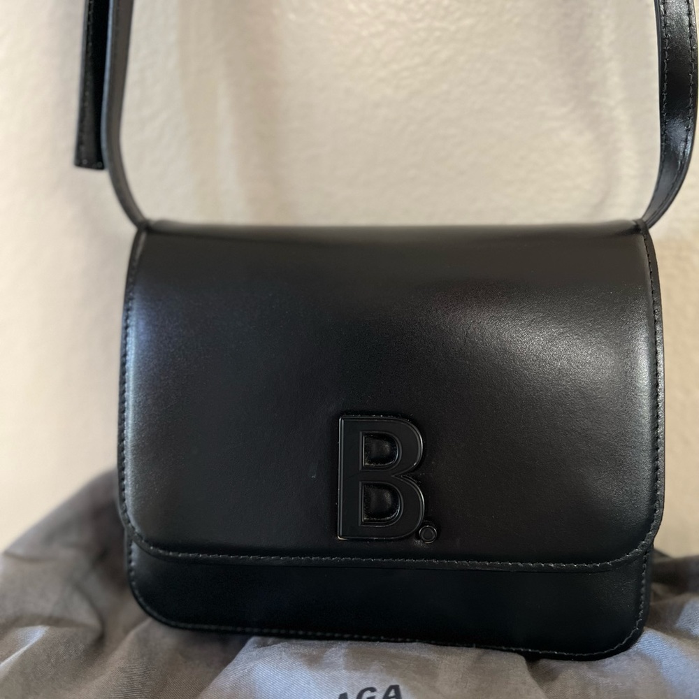Balenciaga Camera Bag (like new)